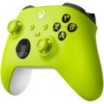 Microsoft Xbox Series X|S Wireless Controller (Electric Volt) - Image 3